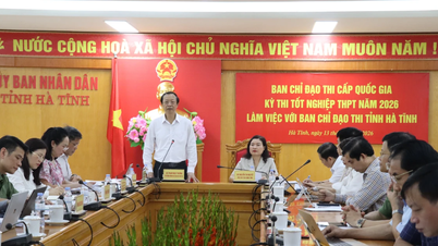 Provinsi Ha Tinh melakukan peninjauan komprehensif terhadap persiapan Ujian Kelulusan Sekolah Menengah Atas tahun 2026.