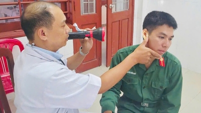 ກວດສຸຂະພາບເປັນໄລຍະສຳລັບພະນັກງານ ແລະ ທະຫານໃນເຂດພິເສດ ຄອນໂກ.