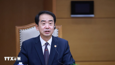Bersama-sama, marilah kita melukis masa depan yang lebih cerah untuk hubungan Vietnam-China.
