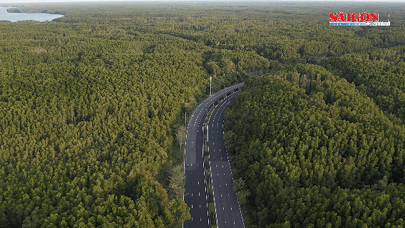 ホーチミン市で最も「環境に優しい」道路の外観について、10車線に拡張する案が提案されている。