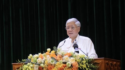 เสริมสร้างบทบาทนำของพรรคในการกำกับดูแลกิจกรรมของรัฐสภาและสภาประชาชน