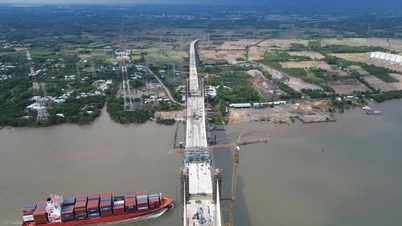 Sắp hợp long cầu Phước Khánh: Cây cầu có tĩnh không cao nhất Việt Nam nối miền Đông và Tây