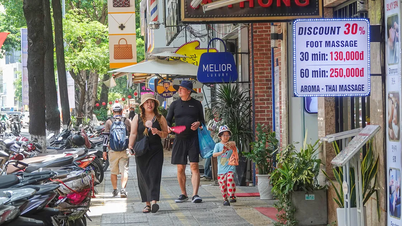 De belles rues, qui préservent les moyens de subsistance dans les villes touristiques.