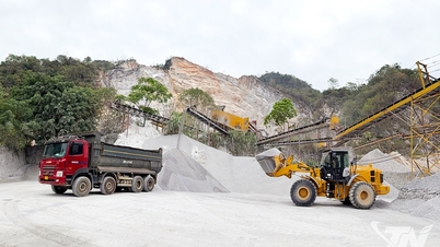 Memastikan keselamatan kerja di lokasi penambangan.