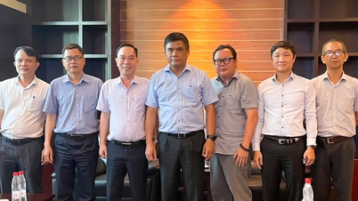 Kranten en televisiestations in de provincie Lam Dong wisselden ervaringen uit met de televisiezender van Ho Chi Minh-stad.