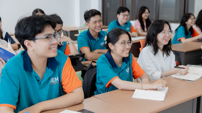 L'Université d'économie de Hô Chi Minh-Ville consacre 95 % de ses places au programme intégré.