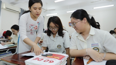 Quase 150 mil estudantes da cidade de Ho Chi Minh farão uma simulação do exame de conclusão do ensino médio.