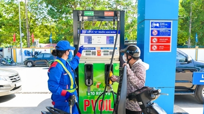 Hampir 1.000 SPBU PVOIL siap menjual bensin E10.