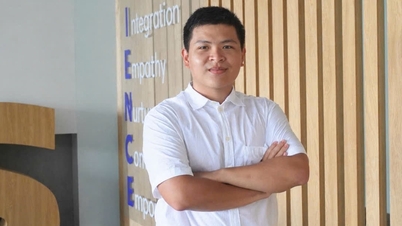 Menerima biasiswa kedoktoran sebelum tamat pengajian di universiti.