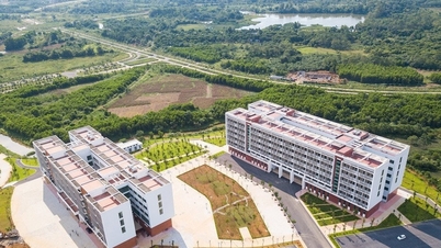 Hanoi urban planning: Relocating university system to 4 suburban urban clusters.