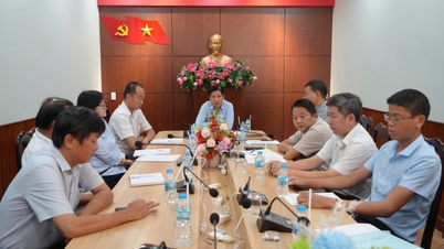 Se están llevando a cabo los preparativos para el inicio de la construcción en la zona de reasentamiento de la comuna de Hoa Khanh.