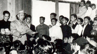 Towards the 136th anniversary of President Ho Chi Minh's birth (May 19, 1890 - May 19, 2026): Forever remembering the times we had the pleasure of meeting our beloved Uncle Ho.