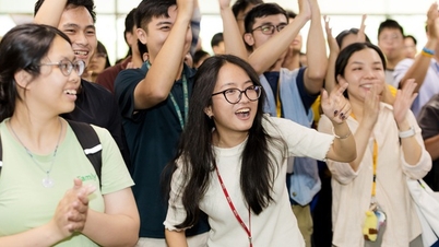 同大学は、学生が国際的な経験に参加することを奨励するために、50億ベトナムドンを割り当てる。