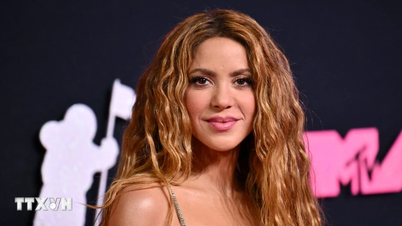 Mistrovství světa ve fotbale 2026: Shakira se spojila s Burna Boy, aby vytvořila globální senzaci.