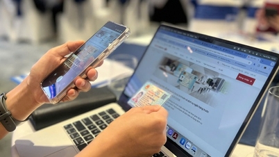 Another major bank has suspended fast money transfers exceeding 500 million VND.