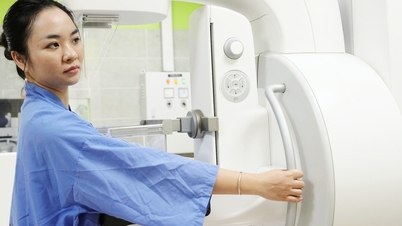 Can breast cancer be detected through X-rays?