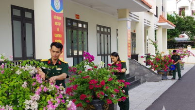 Center 386 leverages its internal resources to build a regular, green, clean, and beautiful barracks.