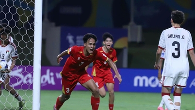 Der vietnamesische Fußball synchronisiert sein taktisches System.