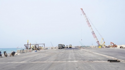 Chủ tịch Quảng Trị chỉ đạo đẩy nhanh tiến độ GPMB dự án cảng Mỹ Thuỷ