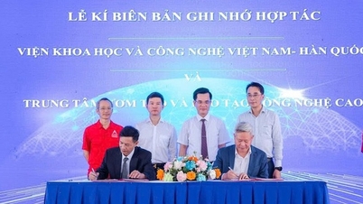 VKIST participe au lancement de HITCHub, promouvant la commercialisation des technologies à Hoa Lac.