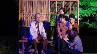 Kịch ‘Miền Nam trong trái tim Bác’ về Pác Bó