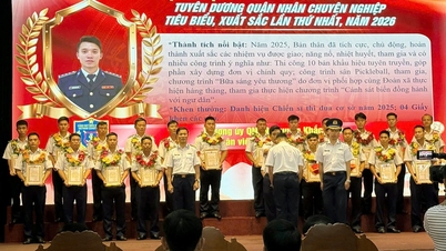 S'inspirant de l'exemple du président Hô Chi Minh et le suivant, les jeunes soldats des garde-côtes surmontent les difficultés grâce à un esprit de créativité.