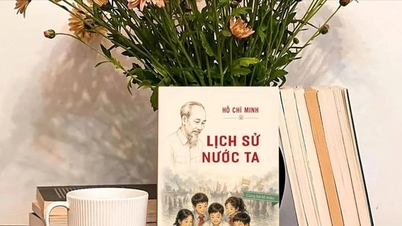 President Ho Chi Minh's book "History of Our Country" has a new look.
