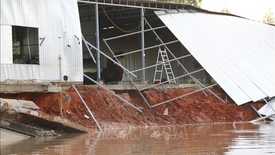 Peringatan risiko banjir bandang dan tanah longsor di 5 provinsi di Vietnam Utara dan Tengah.