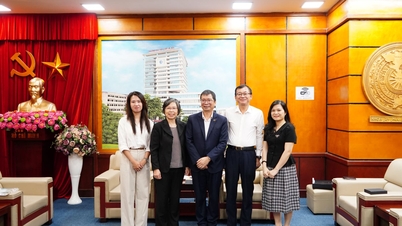 L'Université de droit de Hanoï a accueilli et tenu une réunion de travail avec des experts de l'Université de Nouvelle-Galles du Sud (Australie).