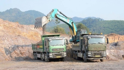 Di bawah tekanan yang berat untuk menerajui pengagihan dana bagi projek infrastruktur pengangkutan.