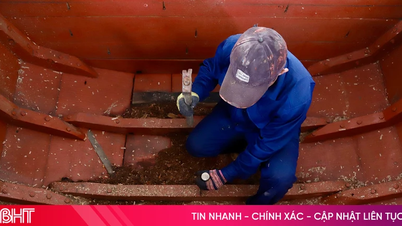 Het traditionele scheepsbouwdorp in Ha Tinh is verlaten.