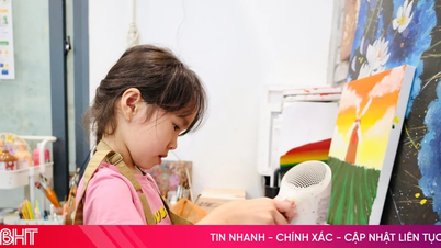 Los niños de Ha Tinh dibujan y cuentan historias sobre el tío Ho.