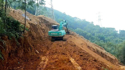 Glissement de terrain au pied des pylônes électriques de la ligne de transport d'électricité de 500 kV Lao Cai - Vinh Yen : que dit le secteur de l'énergie ?