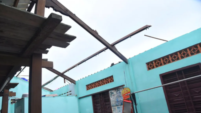 Tay Ninh: Ribut petir menerbangkan bumbung banyak rumah.