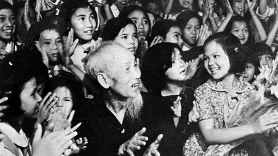Ánh sáng tư tưởng Hồ Chí Minh vẫn soi rọi dòng chảy sống động của thời đại