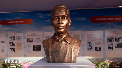 Nghe An: Tentoonstelling met als thema 'Zuid-Vietnam zal de dankbaarheid die hem verschuldigd is voor altijd blijven herinneren'.