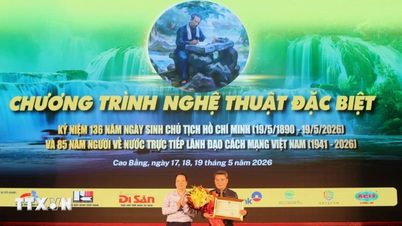 Un programme artistique spécial consacré au président Hô Chi Minh à Cao Bang.