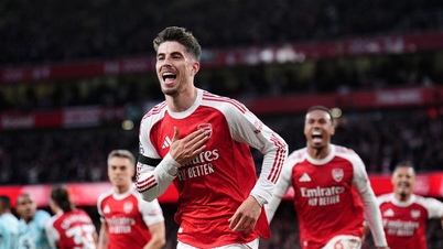 El Arsenal venció al Burnley, acercándose así al título de la Premier League.