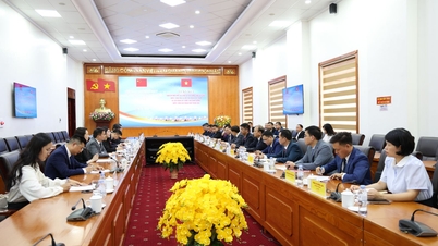 Undertecknandeceremoni för samarbetsavtalet mellan byggnadsdepartementet i Lai Chau-provinsen (Vietnam) och Pacific Construction Group (Kina)