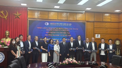 L'UNIVERSITÉ DE DROIT DE HANOI ACCUEILLE ET COLLABORE AVEC UNE DÉLÉGATION D'ENTREPRISES JAPONAISES