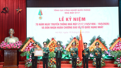 โรงงาน Z117 ฉลองครบรอบ 70 ปี และได้รับเครื่องราชอิสริยาภรณ์ชั้นหนึ่งด้านการป้องกันประเทศ