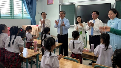 Miasto Ho Chi Minh rozpoczyna 150-dniową kampanię mającą na celu budowę 1000 klas.