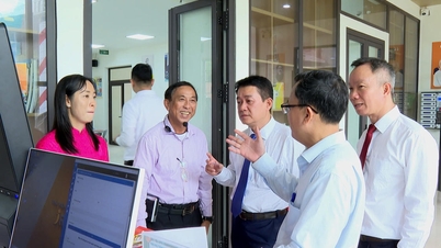 Da Nang inviger sitt första digitala bibliotek med RFID-teknik.