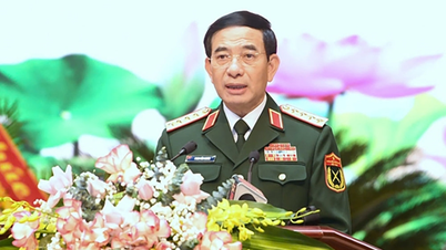 Le général Phan Van Giang effectue une visite officielle en Fédération de Russie.