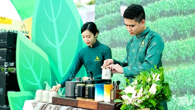 Ada cara untuk menikmati teh seperti itu.