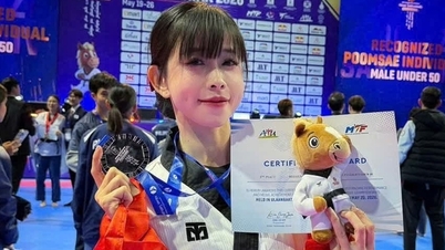 Chau Tuyet Van et ses coéquipières ont remporté l'or aux Championnats d'Asie.
