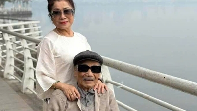 ชีวิตบนรถเข็นของศิลปินแห่งชาติ ตรัน ฮิ้ว และช่วงเวลาอันแสนอบอุ่นระหว่างศิลปินแห่งชาติ มี่ อู๋เยน กับศิลปินรุ่นใหม่