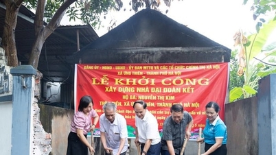 Komune Ung Thien: Pembinaan bermula untuk sebuah rumah solidariti untuk sebuah keluarga yang terjejas akibat kebakaran.
