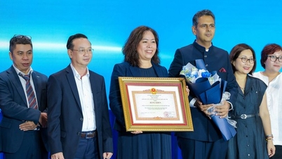 Unilever Vietnam primește un Certificat de Mențiune din partea Primului Ministru, angajându-se să însoțească Vietnamul în noua sa fază de dezvoltare.