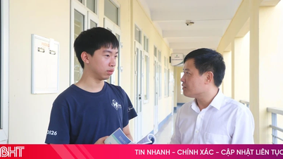 Perjalanan seorang siswa laki-laki dari Ha Tinh untuk meraih medali perak di Olimpiade Informatika Asia-Pasifik.